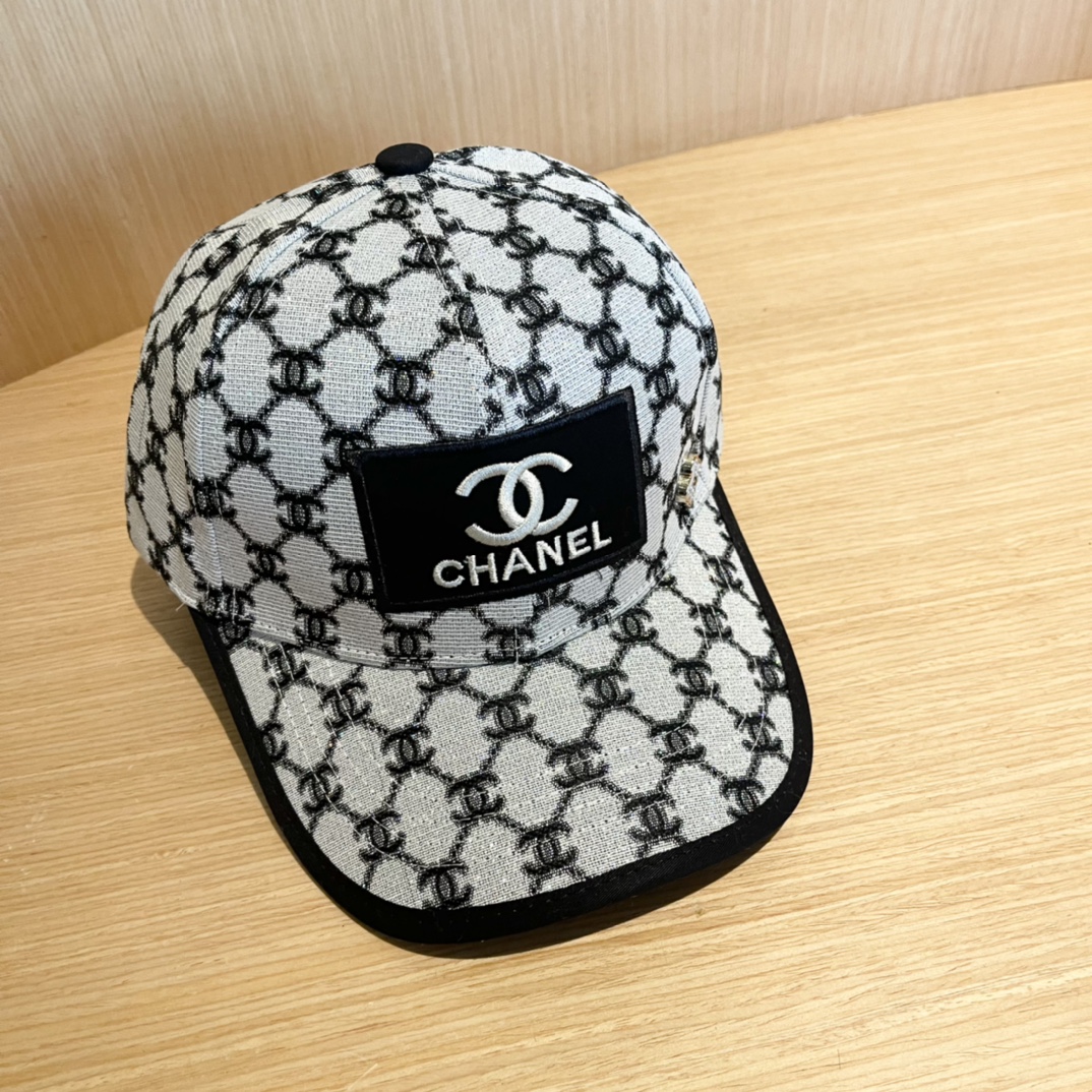  Chanel（香奈儿）专柜新款原单棒球帽，11开模订制，立体刺绣，精致无暇！原厂品质，独家实物拍摄。
