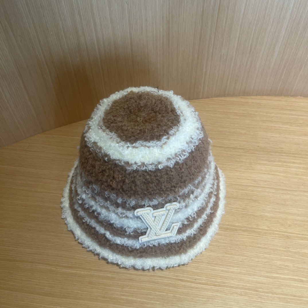 LouisVuitton路易威登 毛绒渔夫帽子女秋冬季日系百搭气质水桶帽加厚保暖显脸小