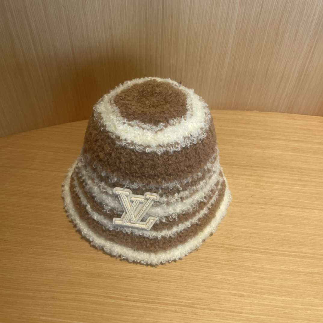 LouisVuitton路易威登 毛绒渔夫帽子女秋冬季日系百搭气质水桶帽加厚保暖显脸小