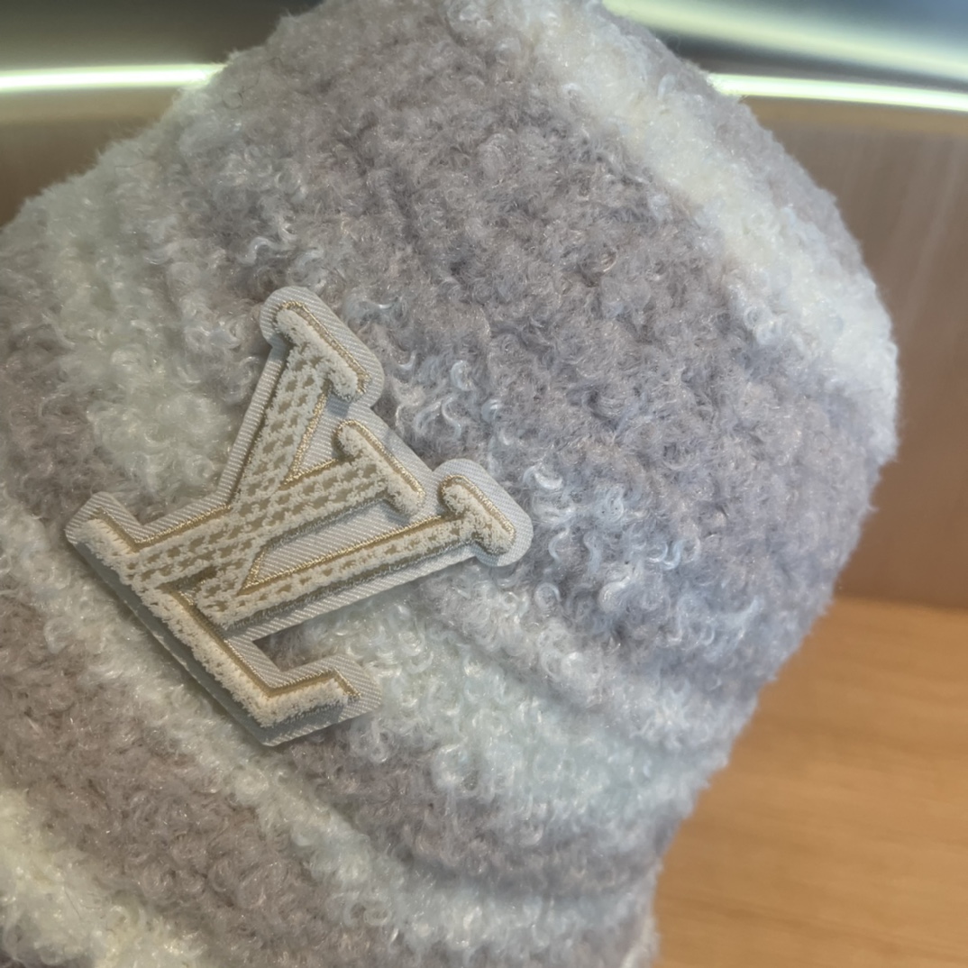 LouisVuitton路易威登 毛绒渔夫帽子女秋冬季日系百搭气质水桶帽加厚保暖显脸小