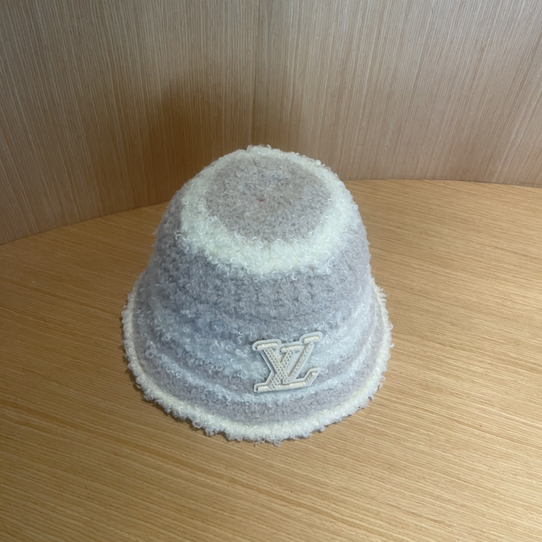 LouisVuitton路易威登 毛绒渔夫帽子女秋冬季日系百搭气质水桶帽加厚保暖显脸小