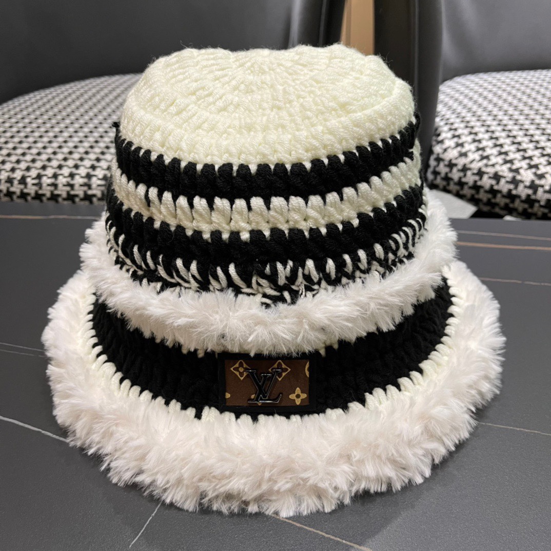 NO:218060,【LV Louis Vuitton】New early autumn and winter wool small bucket hat fisherman hat classic style ~ versatile casual hat fisherman hat baseball hat knit hat, hat, louis vuitton, louis vuitton, espadrilles, hats19860909【LV路易威登】早秋冬新款羊毛小桶帽渔夫帽 经典款～百搭休闲帽子渔夫帽棒球帽针织帽,帽子,louis vuitton,louis vuitton,espadrilles,hats,hat