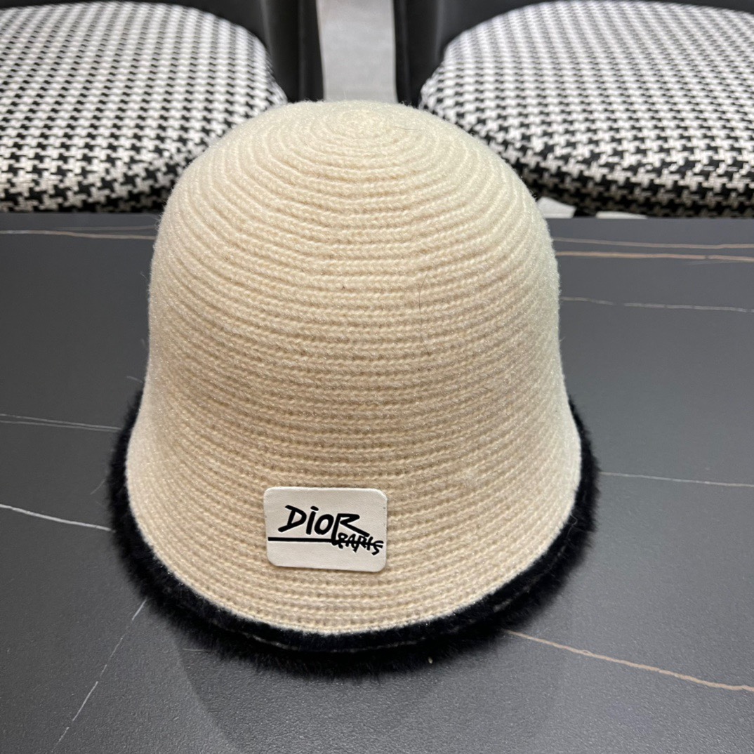 NO:218139,DIOR DIOR winter knitted breathable bucket hat for women autumn temperament versatile face showing little fisherman hat fisherman hat baseball hat knit hat, hat, dior, dior, espadrilles, hats19860909DIOR迪奥科冬款针织透气水桶帽子女秋季气质百搭显脸小渔夫帽子渔夫帽棒球帽针织帽,帽子,dior,dior,espadrilles,hats,hat