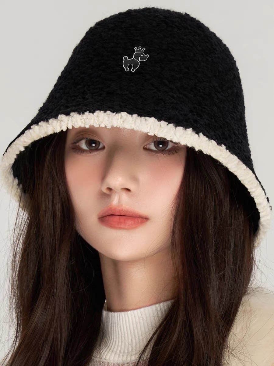 NO:218092,PRADA new plush fisherman hat women autumn and winter warm big head enclosure ear protection versatile bucket hat fisherman hat baseball hat knit hat, hat, prada, prada, espadrilles, hats19860909PRADA普拉达新款毛绒渔夫帽女士秋冬保暖大头围护耳百搭水桶帽子帽子渔夫帽棒球帽针织帽,帽子,prada,prada,espadrilles,hats,hat