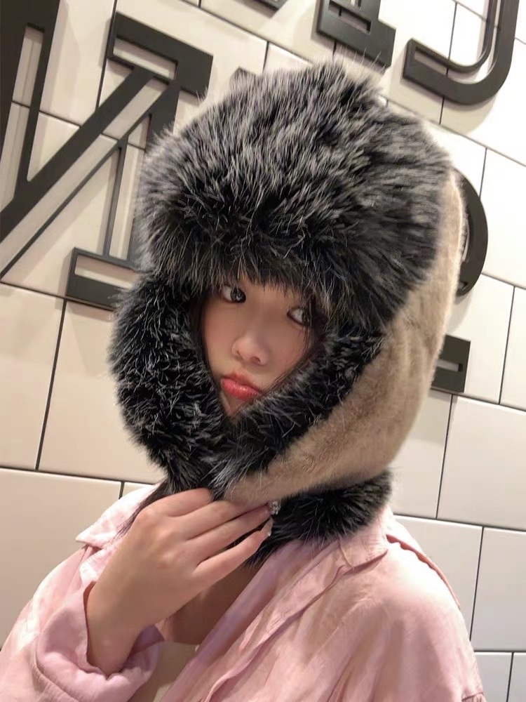 NO:218108,P. Chanel Chanel new autumn and winter plush rayfin hat plus velvet thickened ear protection hat showing face small hat fisherman hat baseball hat knit hat, hat, chanel, chanel, espadrilles, hats19860909P.香奈儿Chanel 新款秋冬季毛绒雷锋帽加绒加厚护耳帽子显脸小帽子渔夫帽棒球帽针织帽,帽子,chanel,chanel,espadrilles,hats,hat