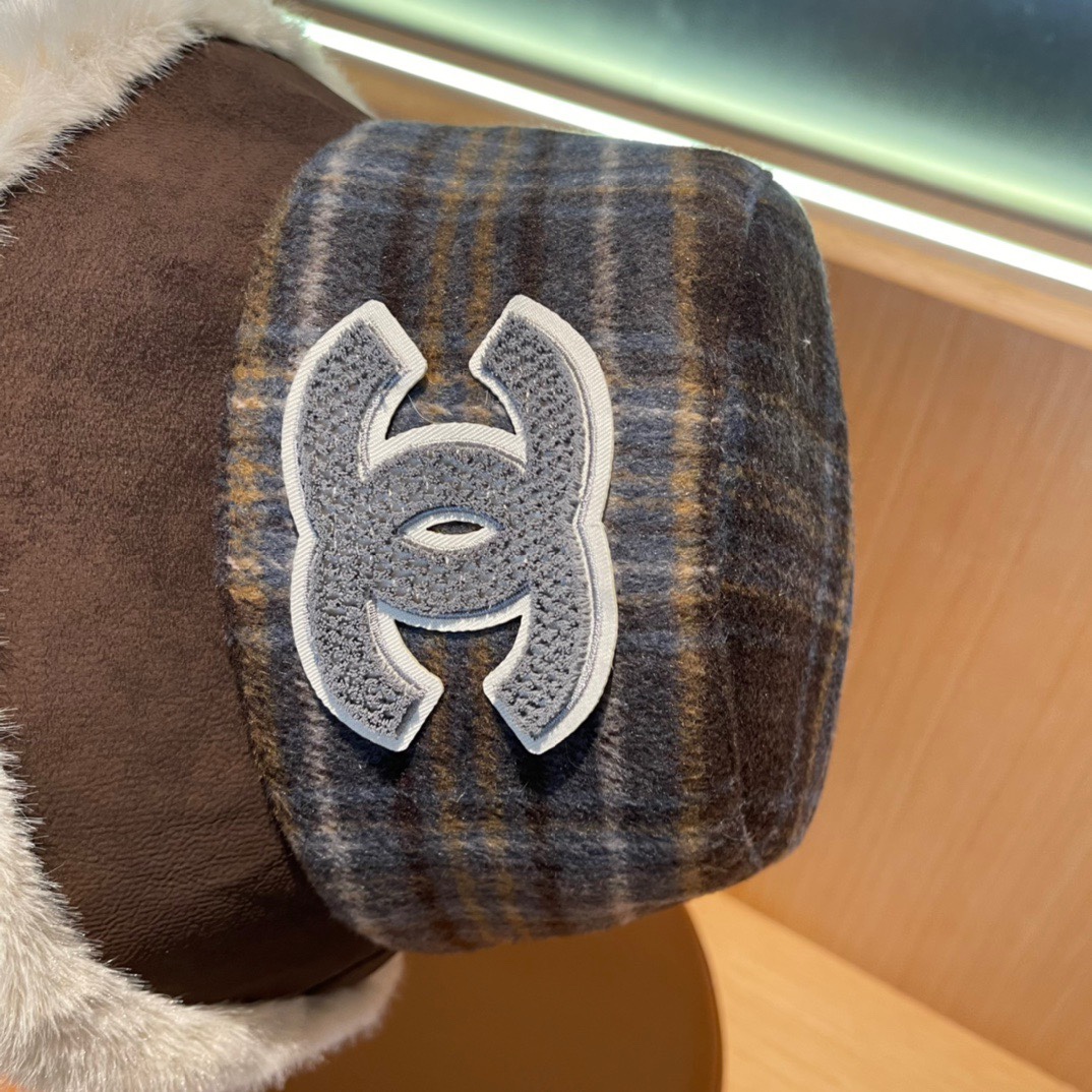 💛香奈儿 CHANEL2024新款秋冬复古格子毛绒小桶帽渔夫帽，简约字母元素超好搭配，出街单品