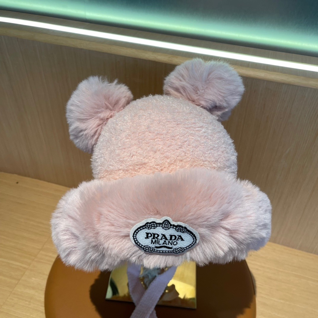 普拉达Prada新款秋冬季毛绒雷锋帽加绒加厚护耳帽子防寒防风帽