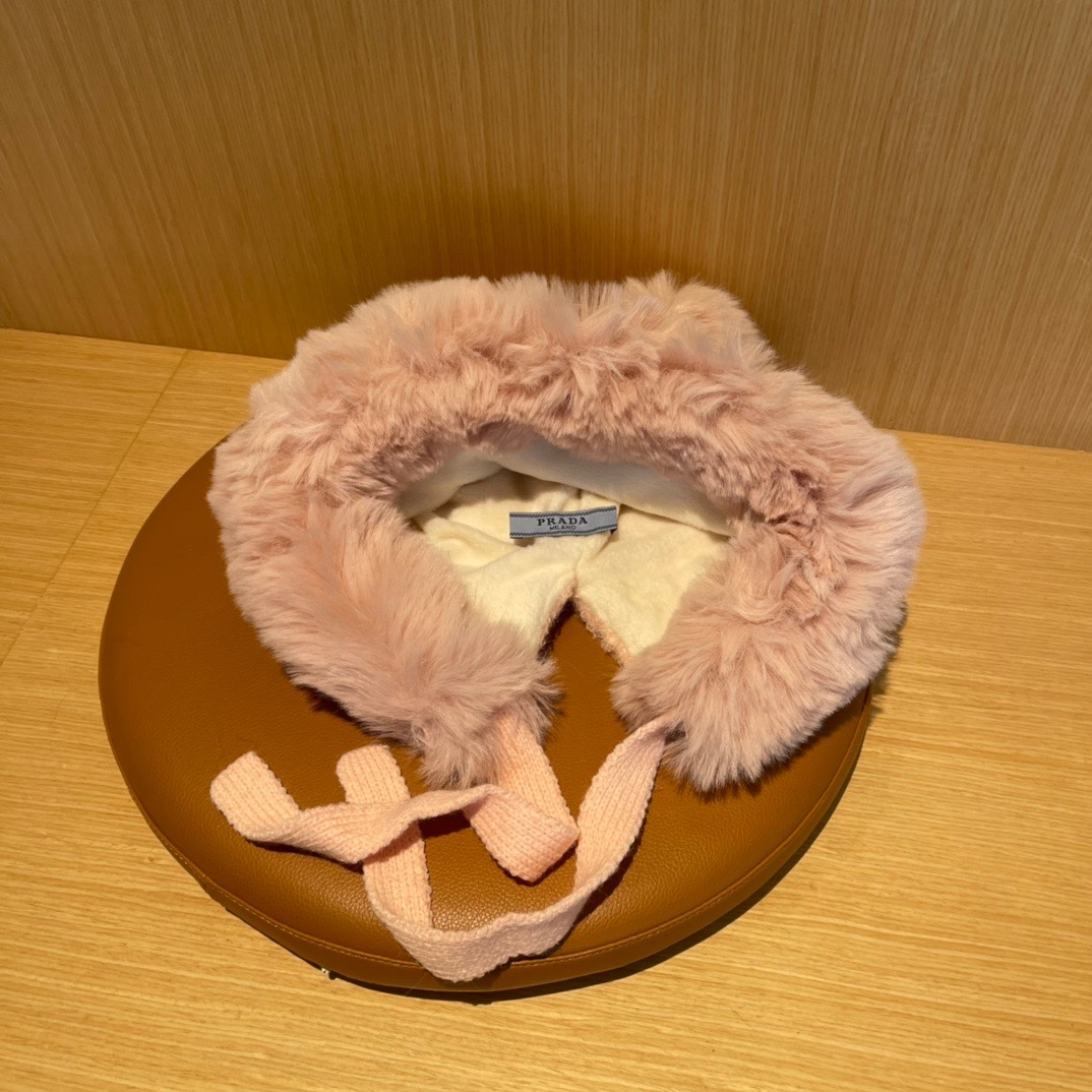 普拉达Prada新款秋冬季毛绒雷锋帽加绒加厚护耳帽子防寒防风帽