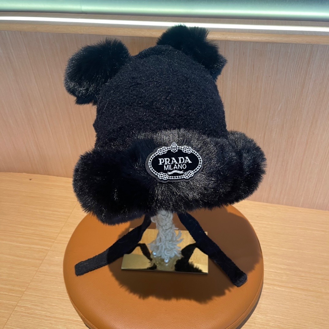 普拉达Prada新款秋冬季毛绒雷锋帽加绒加厚护耳帽子防寒防风帽