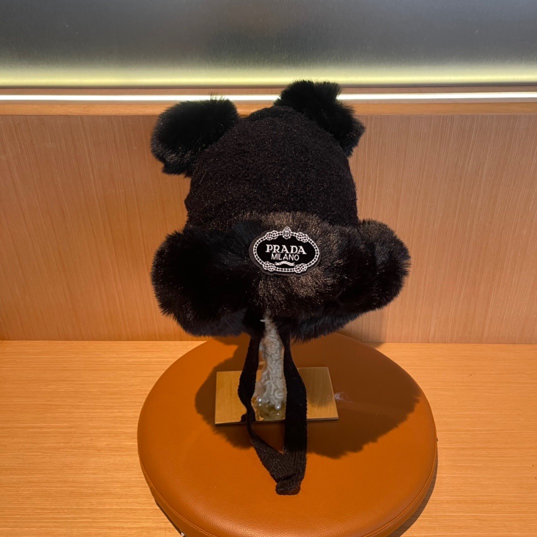 普拉达Prada新款秋冬季毛绒雷锋帽加绒加厚护耳帽子防寒防风帽