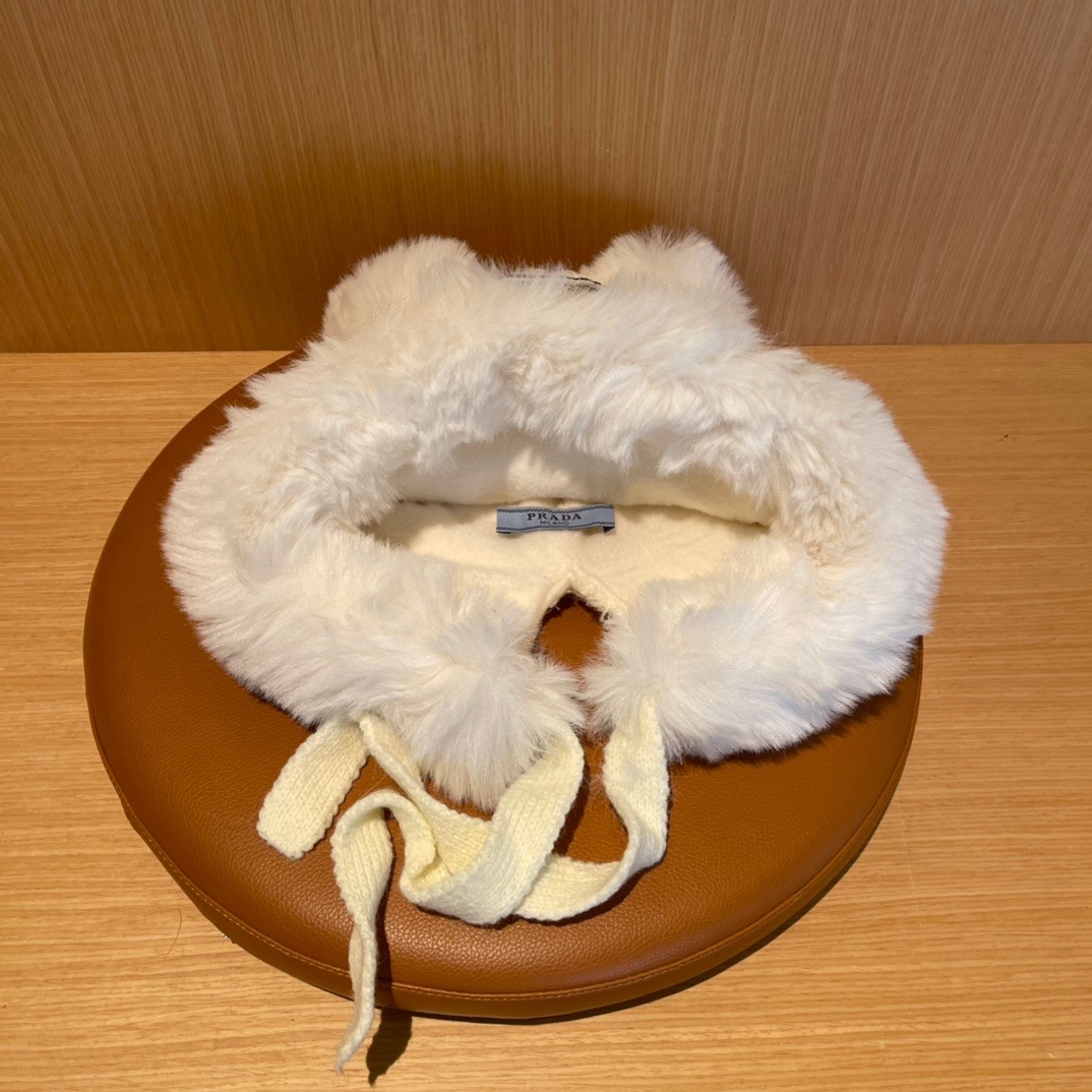 普拉达Prada新款秋冬季毛绒雷锋帽加绒加厚护耳帽子防寒防风帽