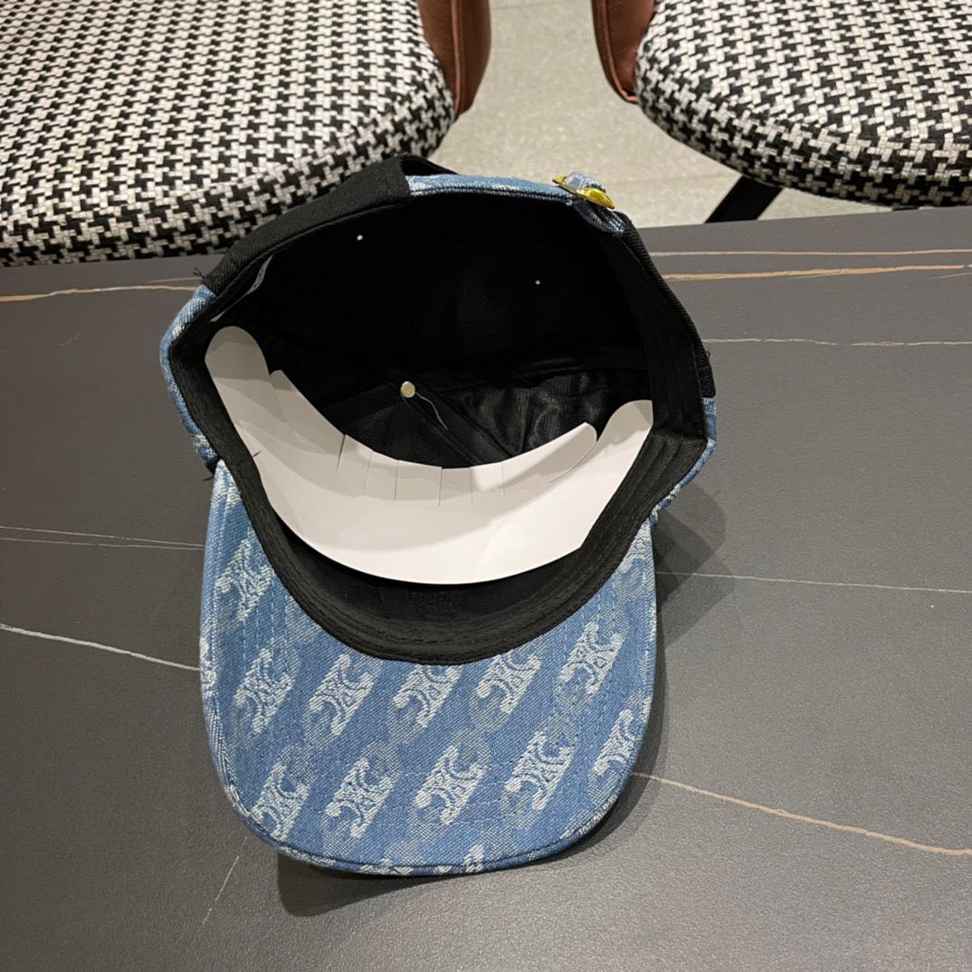 【CELINE赛琳】春夏款新款简约拼色棒球帽，新款出货，大牌款超好搭配，赶紧入手！