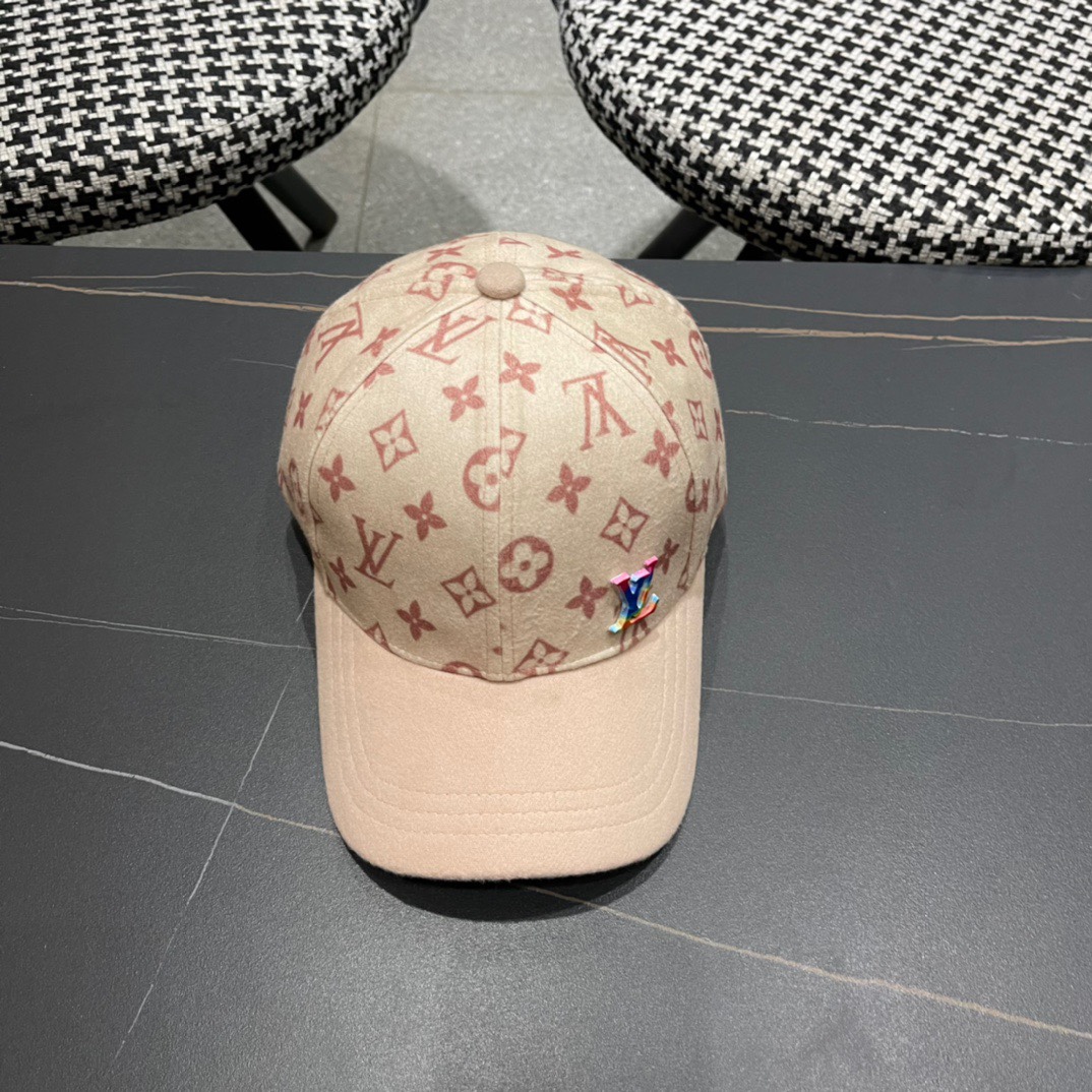 🧢路易威登棒球帽 LouisVuitton😍新款毛绒秋冬款LV棒球帽，重工打造♥️百搭款🤗男女通用！跑量