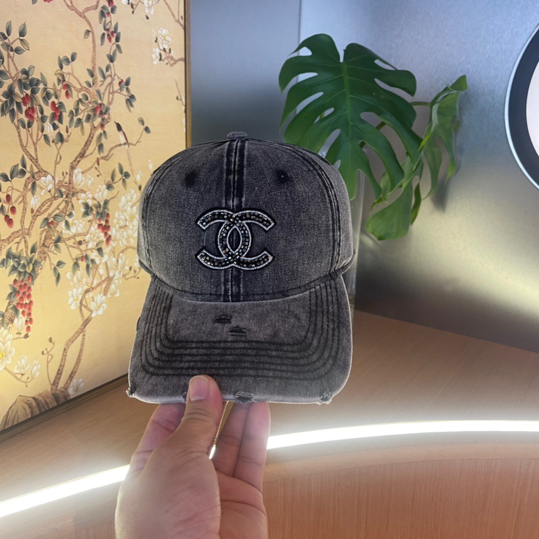  CHANEL香奈儿新款简约棒球帽，新款出货，赶紧入手！