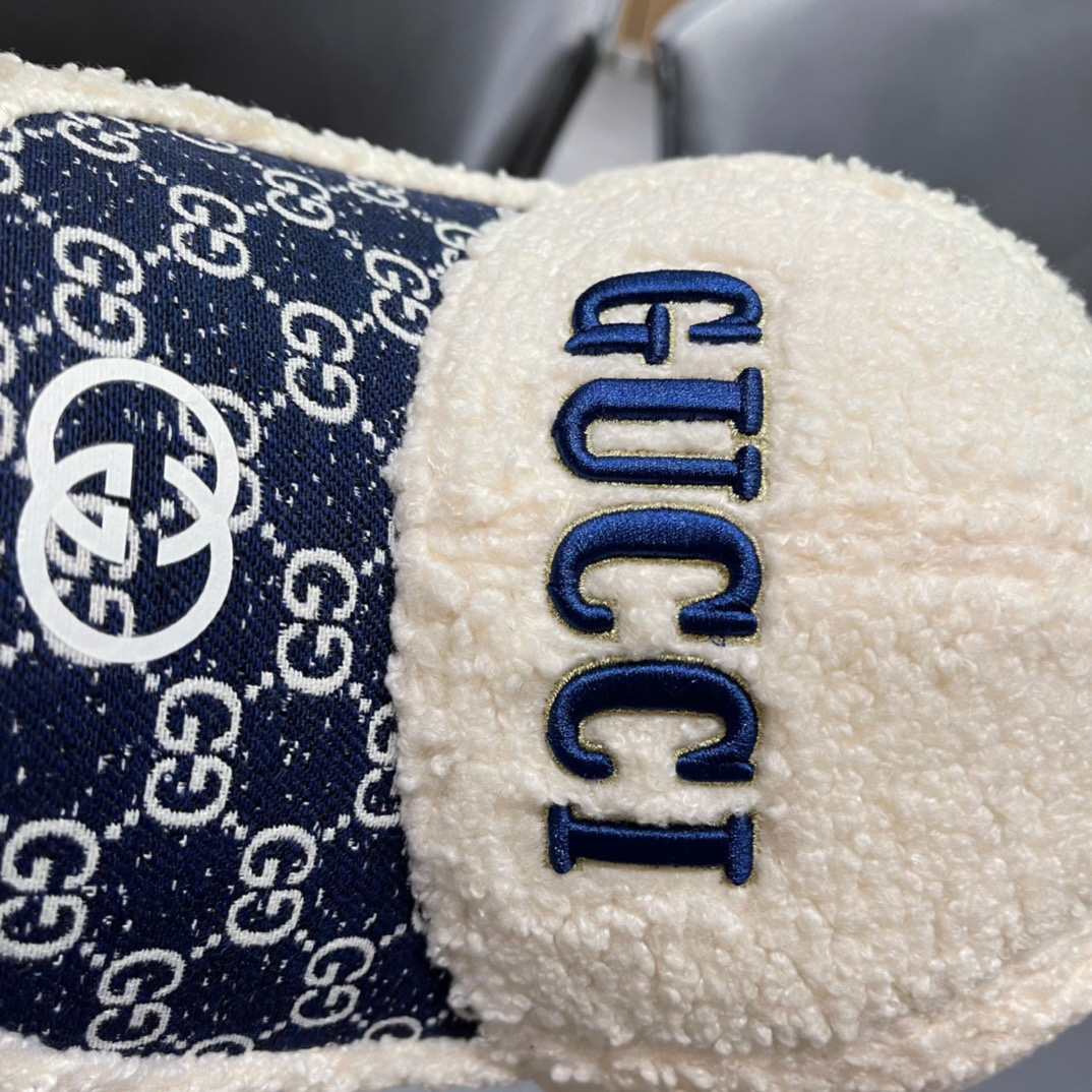 古奇棒球帽♥️GUCCI🧢官网新品秋冬新款毛绒棒球帽，原单品质火爆来袭 🔥🎩 工艺非常精美 方便携带！跑