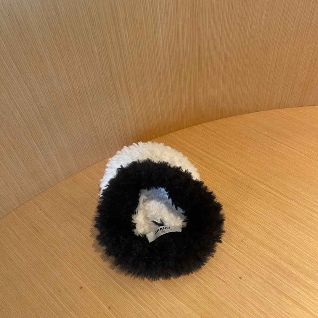 CHANEL香奈儿】2024女秋冬拼色针织毛线帽韩版大头围保暖护耳，毛绒绒的非常舒服 大牌款超好搭配，