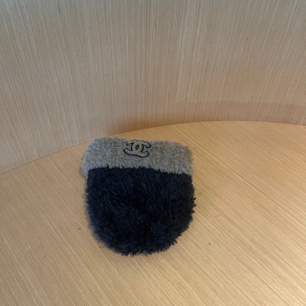 CHANEL香奈儿】2024女秋冬拼色针织毛线帽韩版大头围保暖护耳，毛绒绒的非常舒服 大牌款超好搭配，