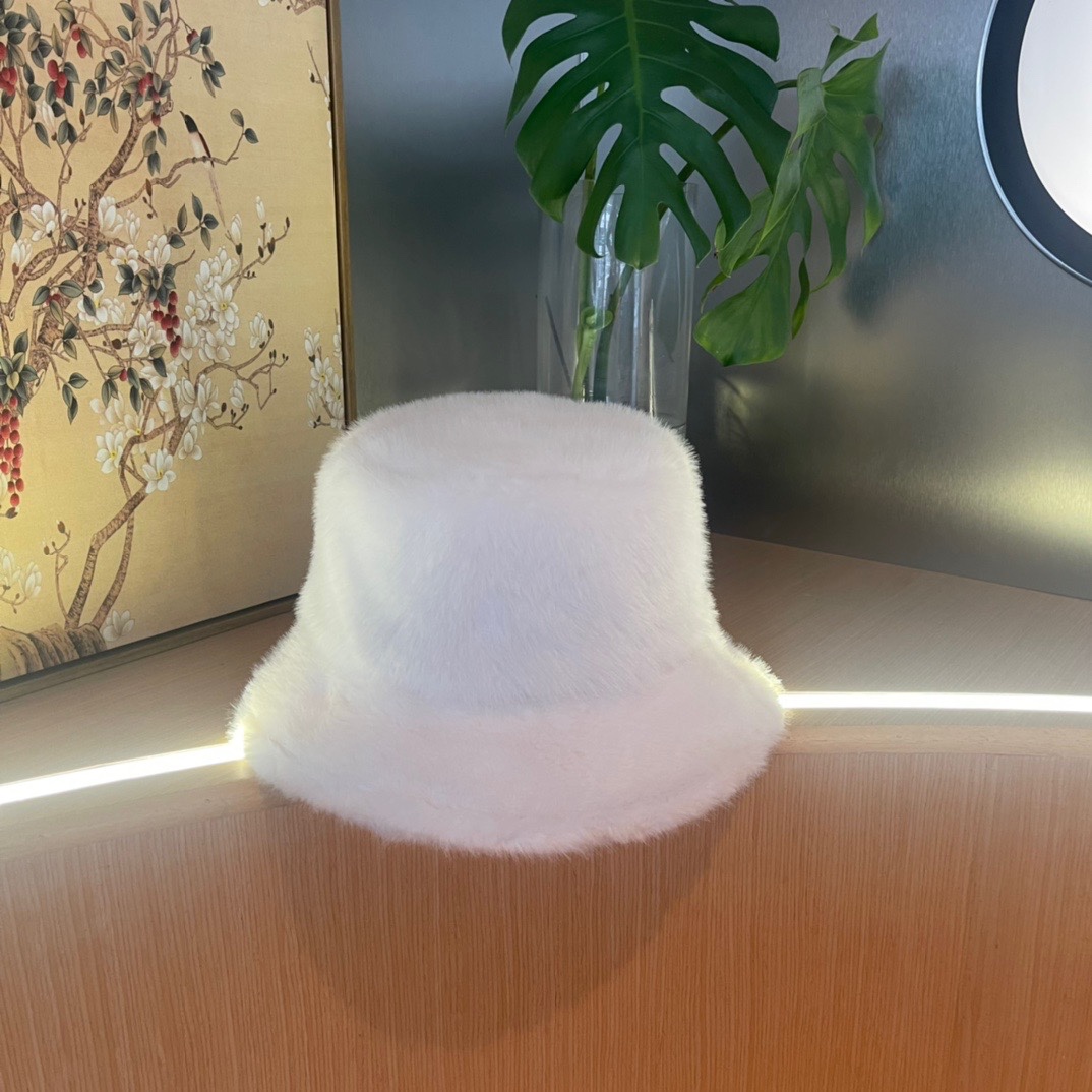 Celine赛琳毛绒女秋冬季渔夫帽水桶盆帽