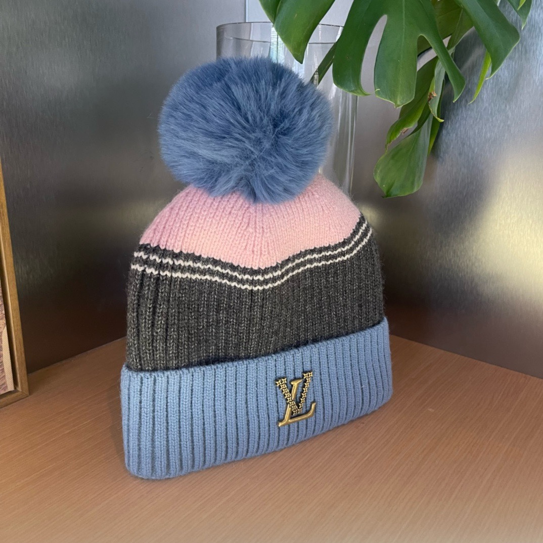  【LV路易威登】秋冬款男女款针织带球毛线帽，大牌设计～秋冬穿搭必备