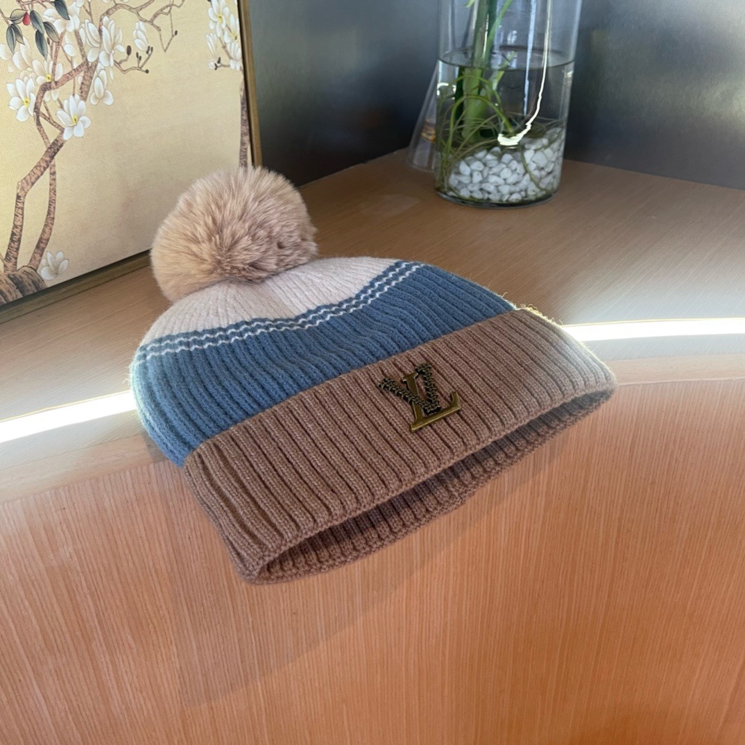  【LV路易威登】秋冬款男女款针织带球毛线帽，大牌设计～秋冬穿搭必备