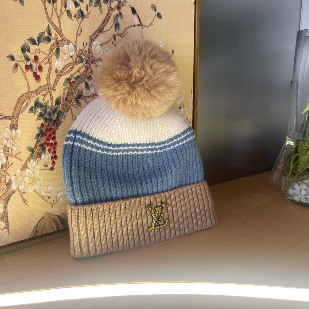  【LV路易威登】秋冬款男女款针织带球毛线帽，大牌设计～秋冬穿搭必备