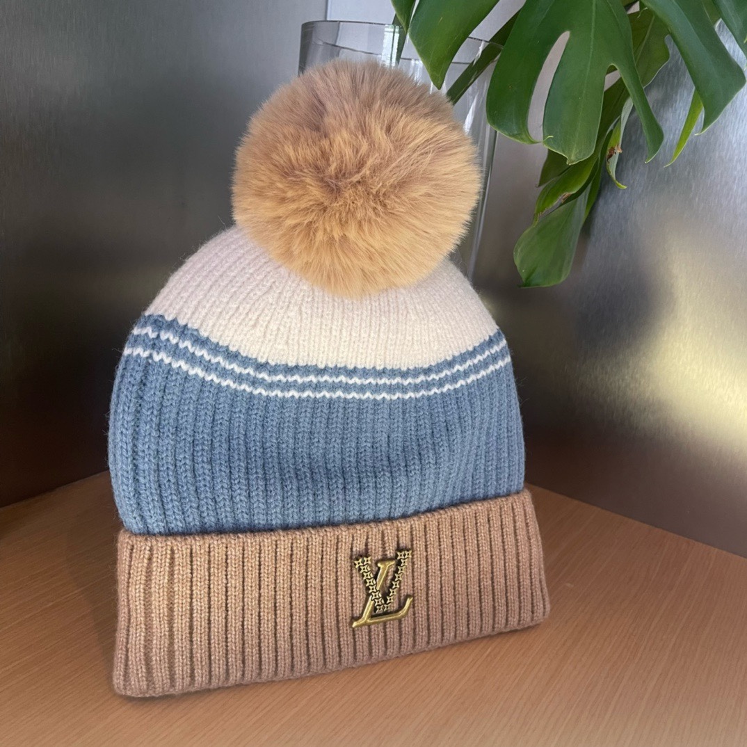  【LV路易威登】秋冬款男女款针织带球毛线帽，大牌设计～秋冬穿搭必备