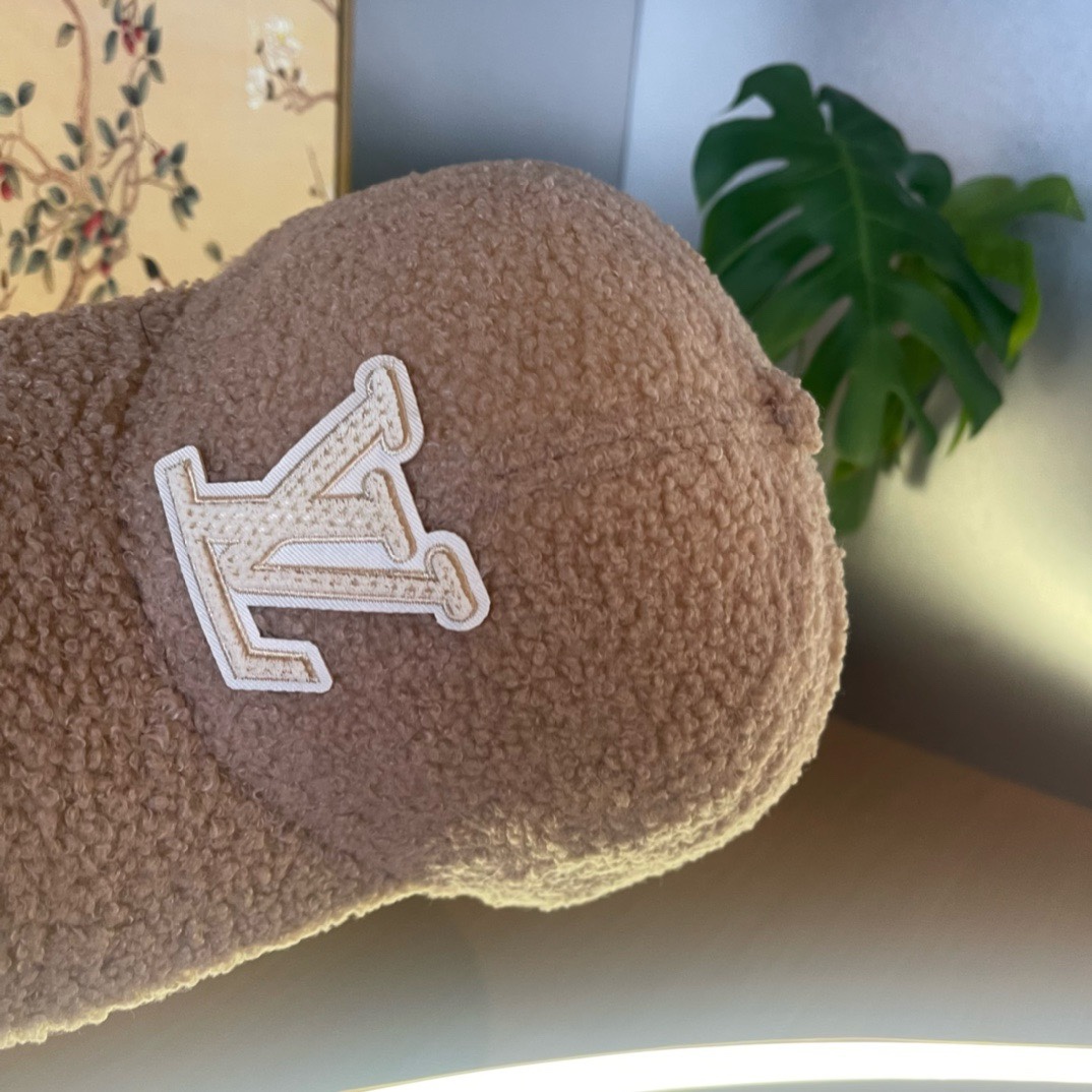 LV路易威登棒球帽 重工打造♥️高端大气，百搭款🤗男女通用！