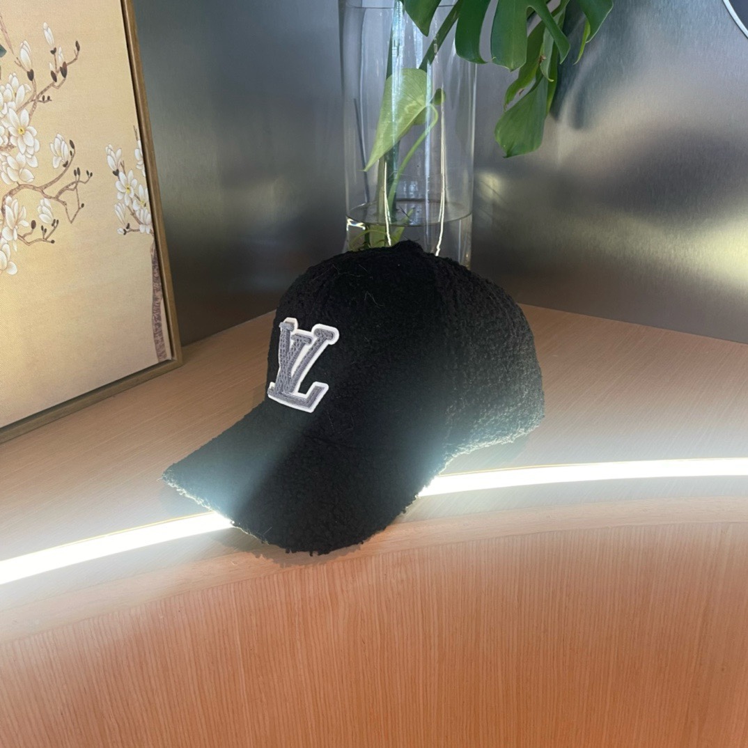 LV路易威登棒球帽 重工打造♥️高端大气，百搭款🤗男女通用！