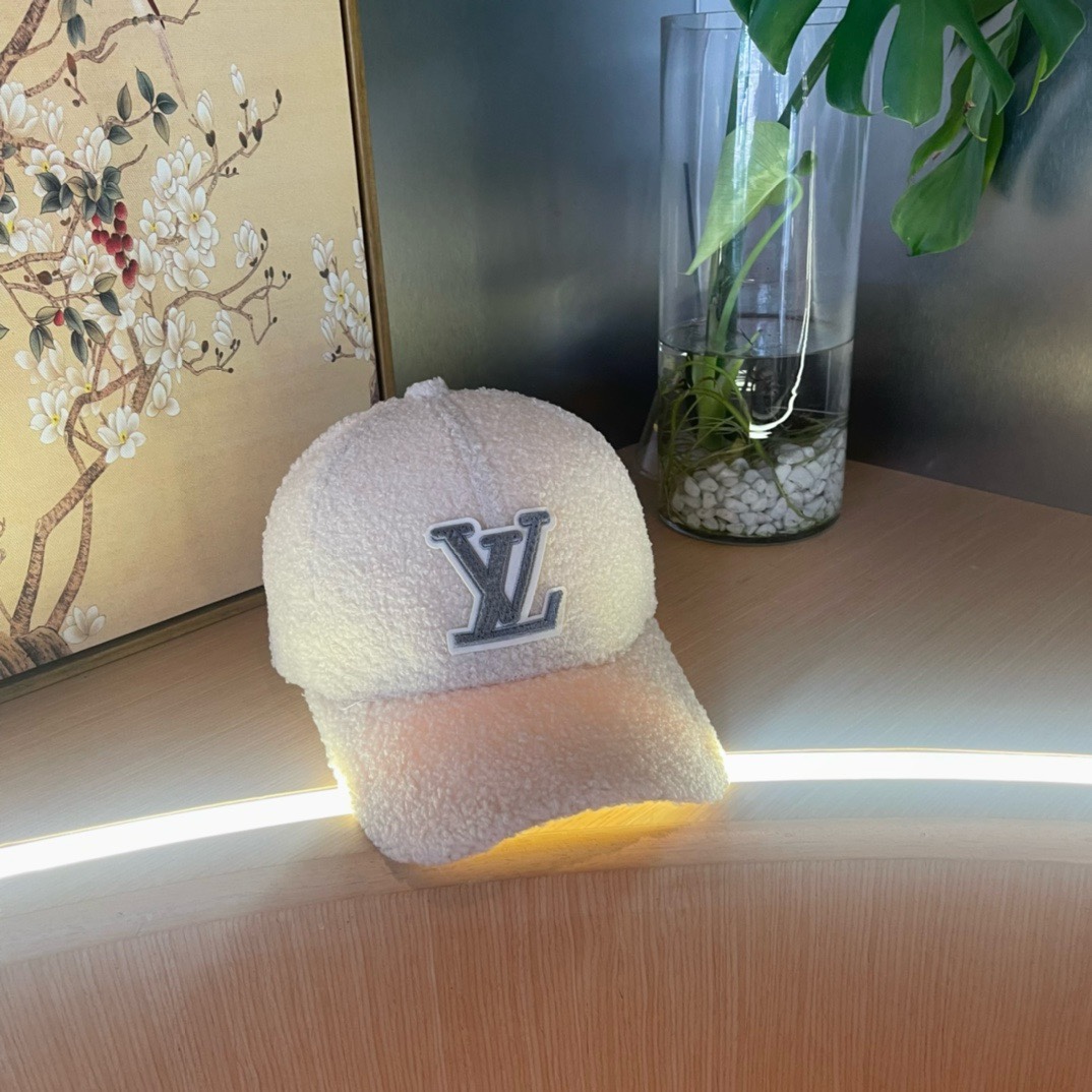 LV路易威登棒球帽 重工打造♥️高端大气，百搭款🤗男女通用！