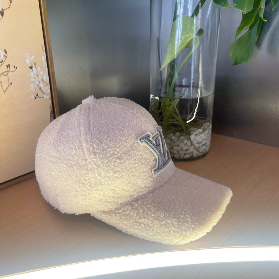 LV路易威登棒球帽 重工打造♥️高端大气，百搭款🤗男女通用！