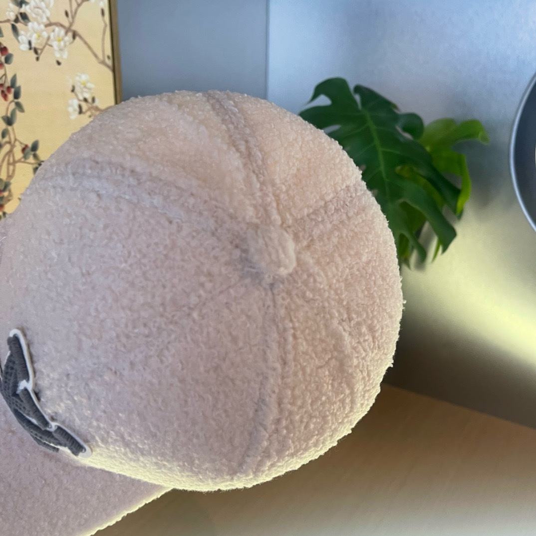 LV路易威登棒球帽 重工打造♥️高端大气，百搭款🤗男女通用！