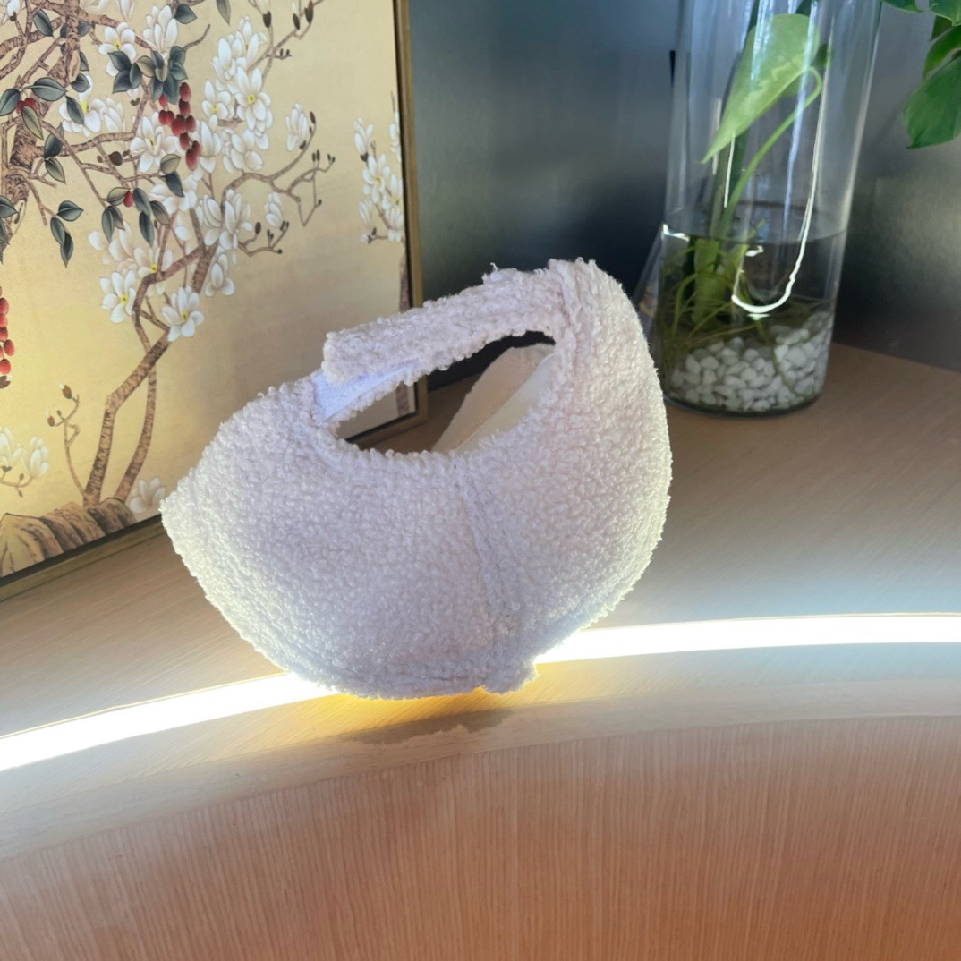 LV路易威登棒球帽 重工打造♥️高端大气，百搭款🤗男女通用！