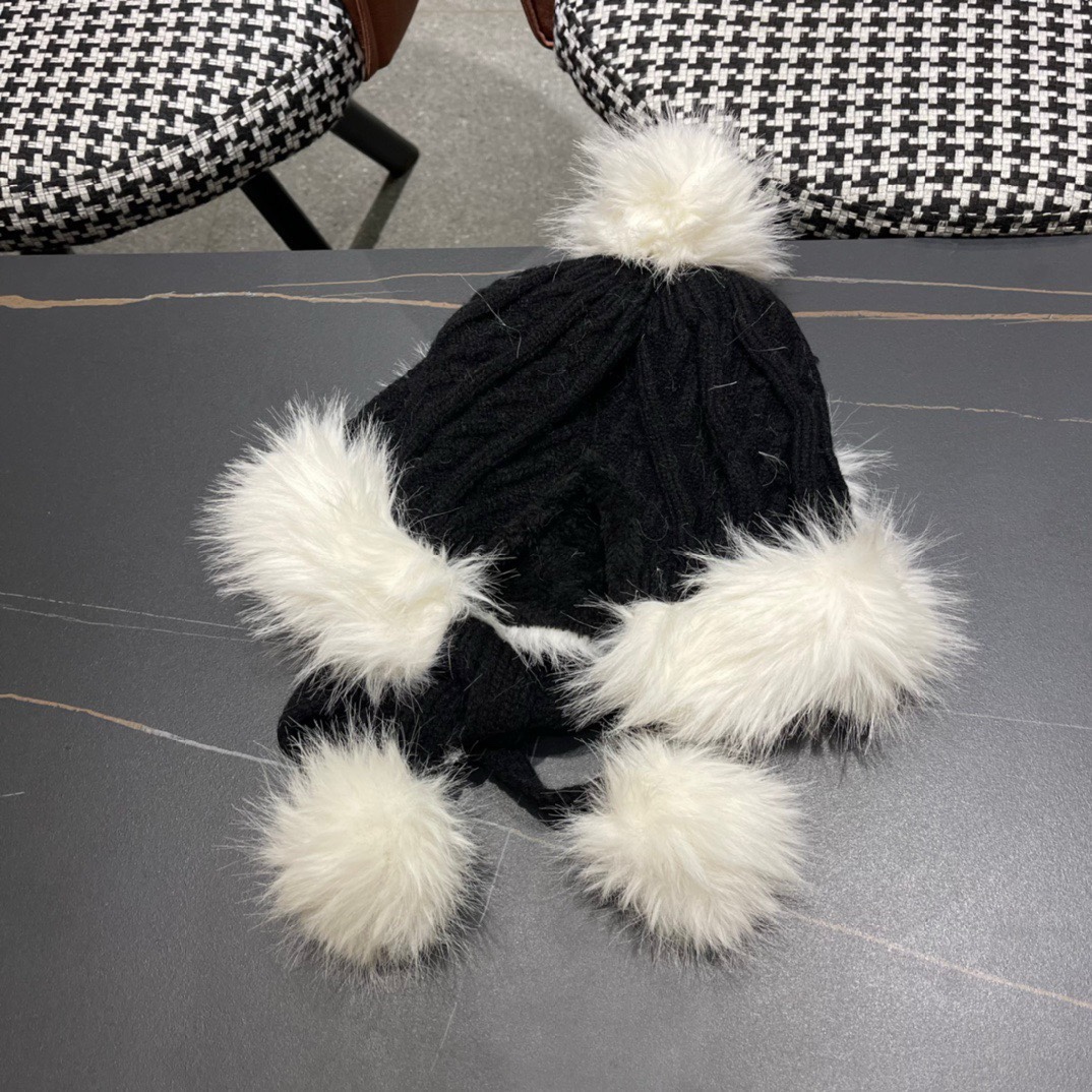 香奈儿Chanel冬天帽子雪地毛线帽针织加绒保暖帽女冬季雷锋帽护耳秋冬兔毛遮耳