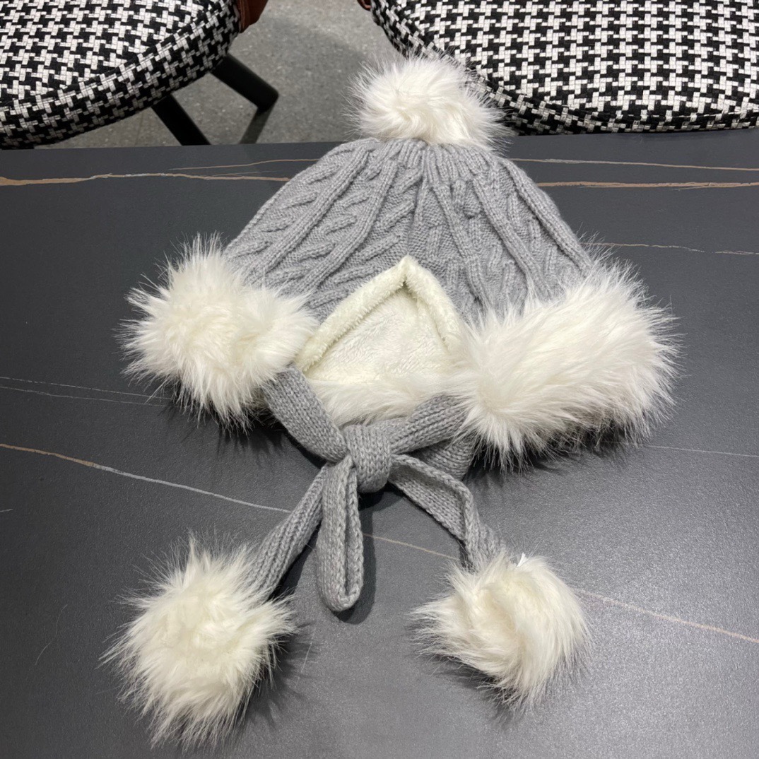 香奈儿Chanel冬天帽子雪地毛线帽针织加绒保暖帽女冬季雷锋帽护耳秋冬兔毛遮耳