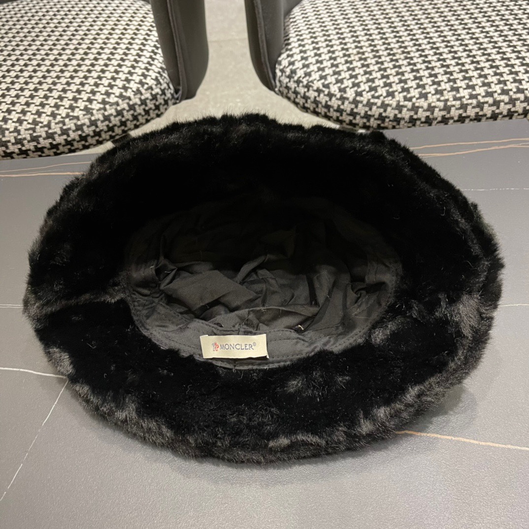 蒙口 moncler 2024冬款小熊加绒渔夫帽女秋冬款大头围时尚百搭显脸小