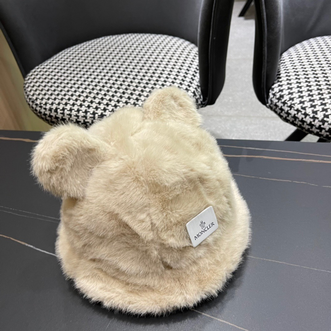 蒙口 moncler 2024冬款小熊加绒渔夫帽女秋冬款大头围时尚百搭显脸小
