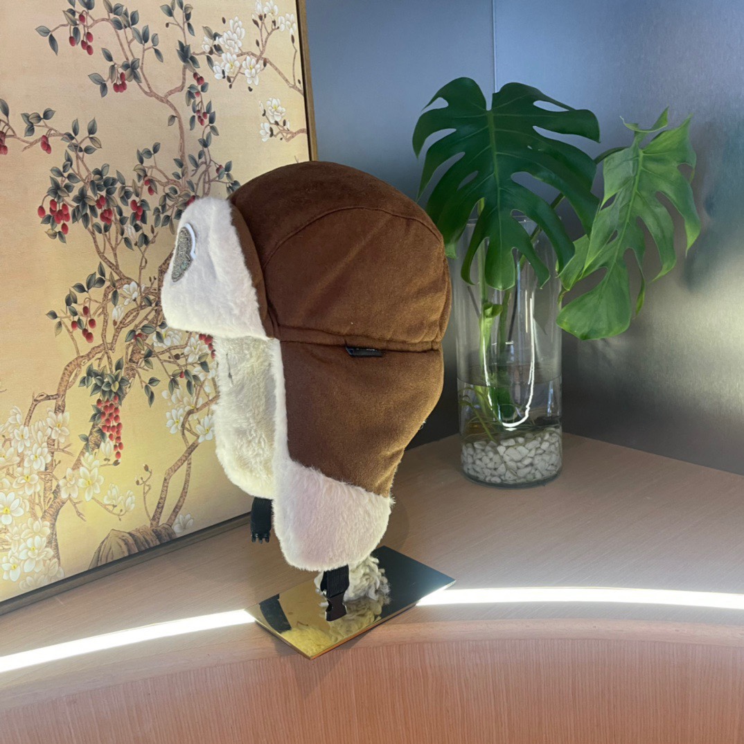 蒙口毛毛绒雷锋帽，保暖护耳帽，