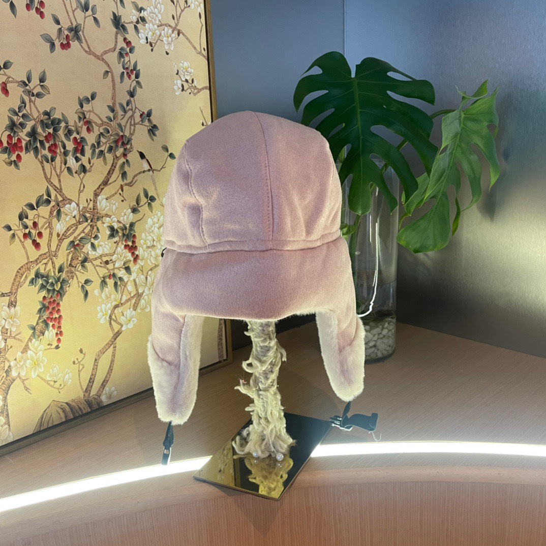 蒙口毛毛绒雷锋帽，保暖护耳帽，