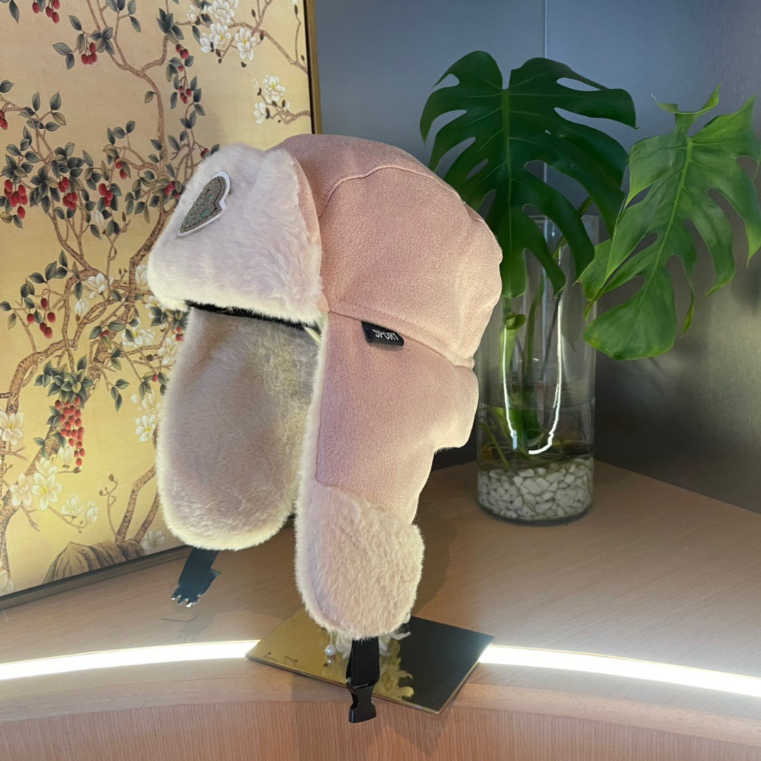 蒙口毛毛绒雷锋帽，保暖护耳帽，