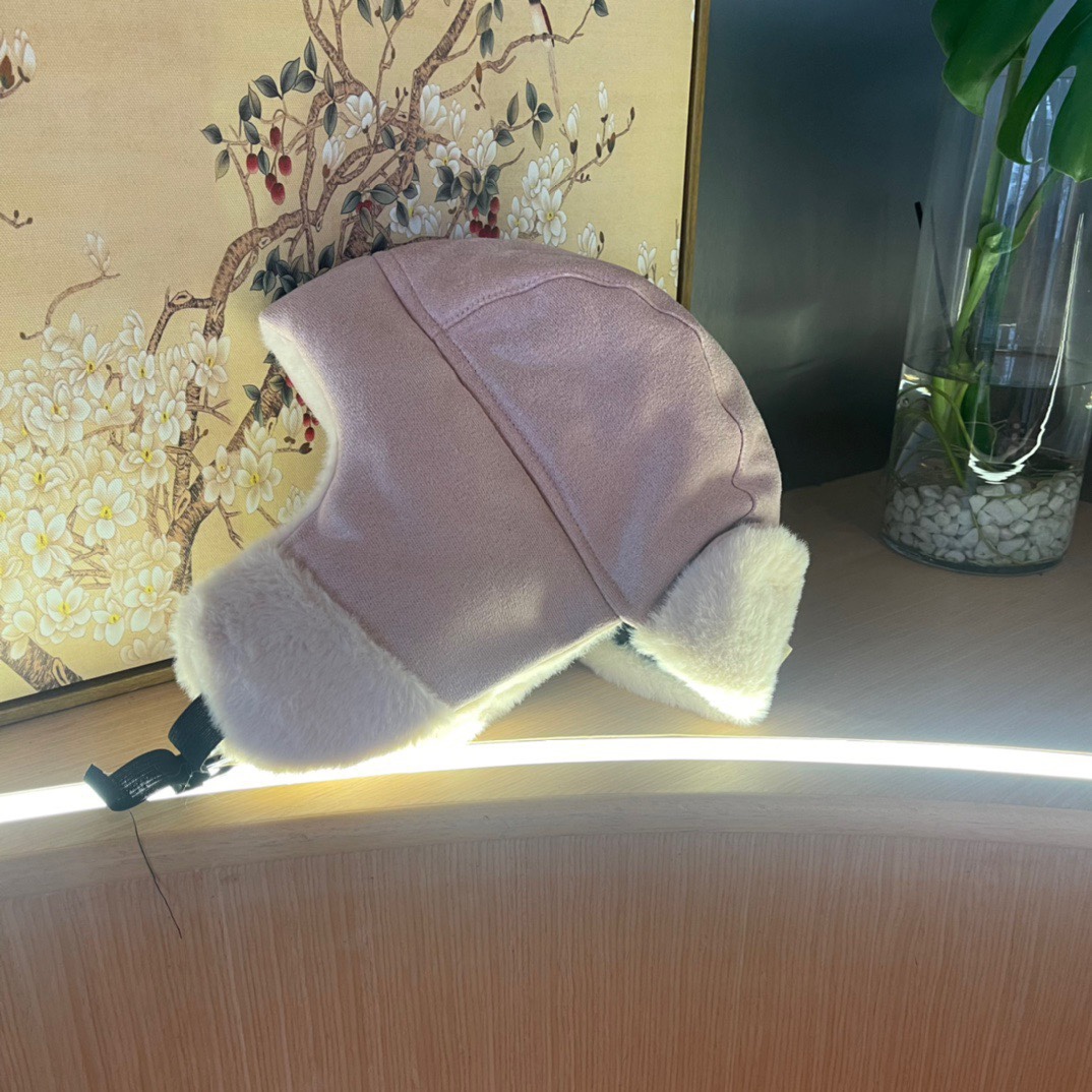 蒙口毛毛绒雷锋帽，保暖护耳帽，