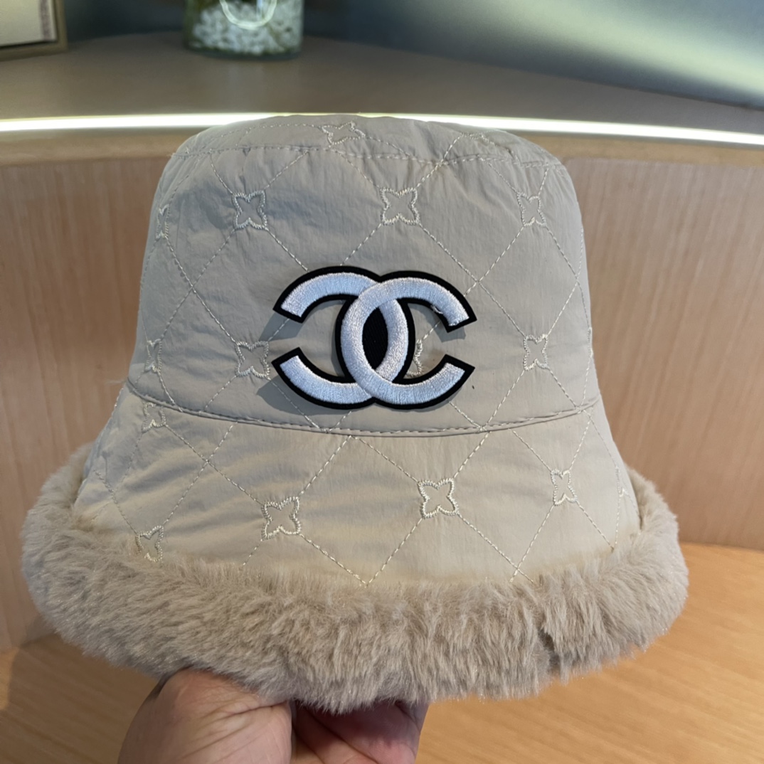 【CHANEL香奈儿】2024新款羽绒小香款渔夫帽，超好搭配，