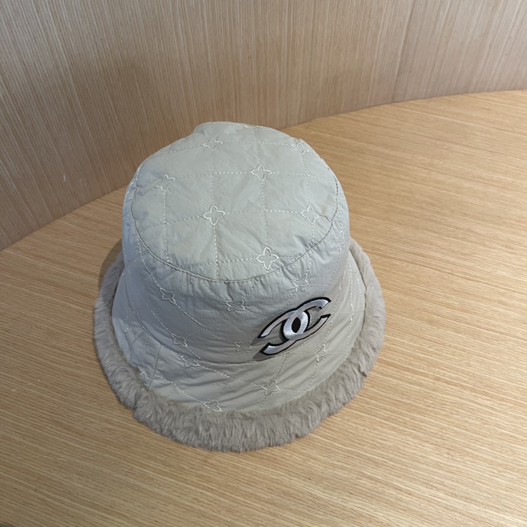 【CHANEL香奈儿】2024新款羽绒小香款渔夫帽，超好搭配，