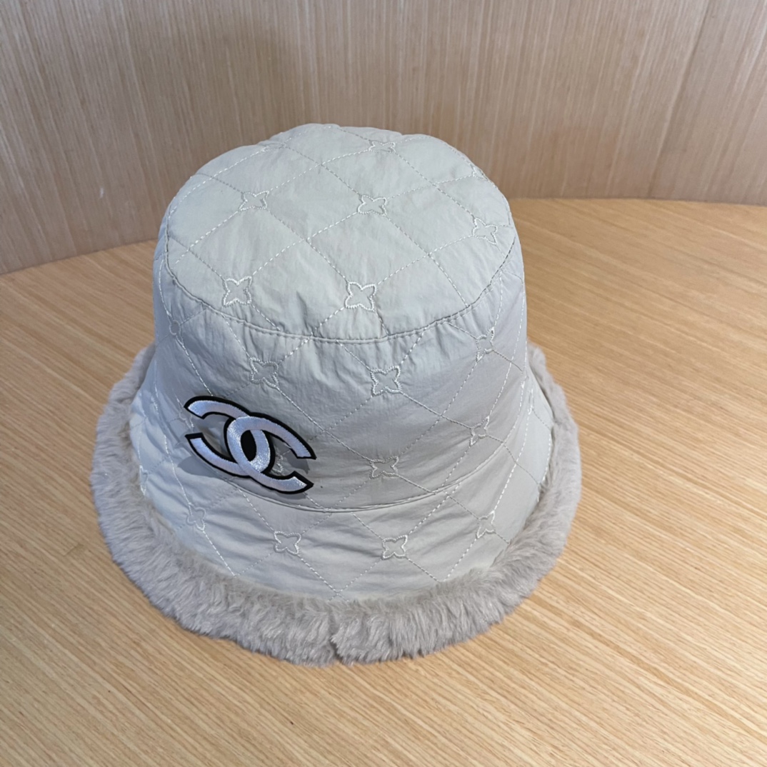 【CHANEL香奈儿】2024新款羽绒小香款渔夫帽，超好搭配，