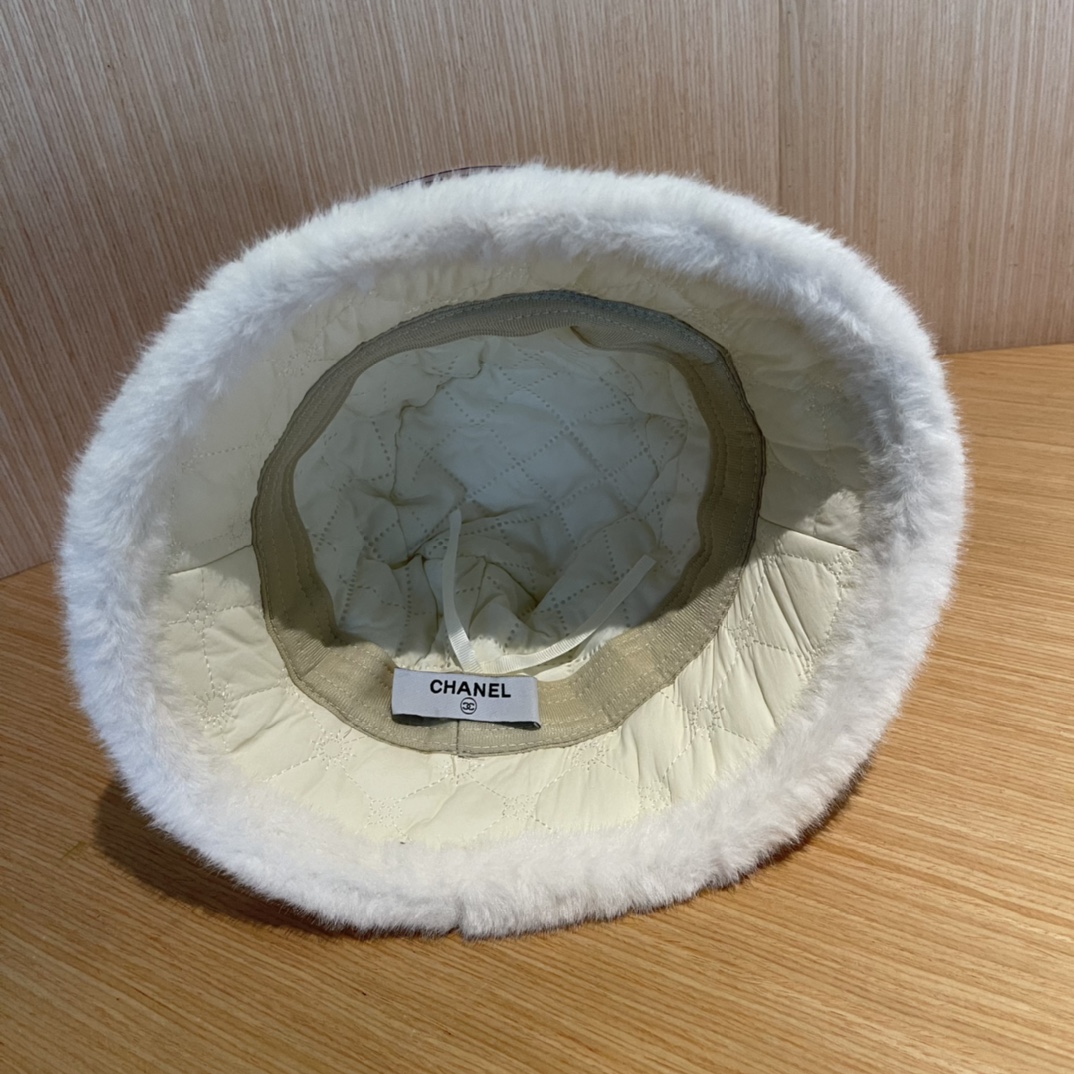 【CHANEL香奈儿】2024新款羽绒小香款渔夫帽，超好搭配，