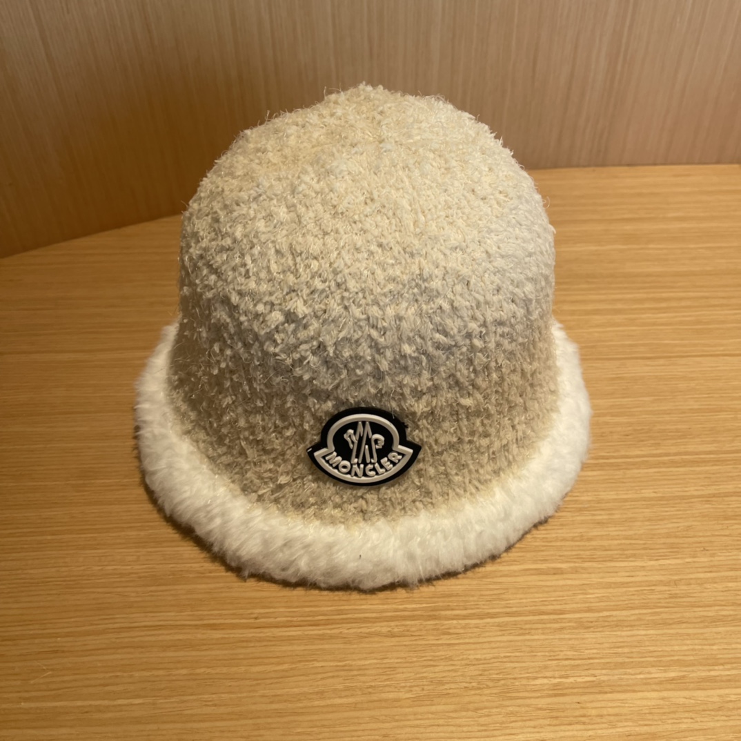 NO:532882,The mouth cover moncler autumn and winter sweet fisherman hat warm fluffy pot hat showing face small hat fisherman hat baseball hat knit hat, hat, Moncler, espadrilles, hats19860909蒙口moncler秋冬甜美渔夫帽保暖毛绒绒盆帽显脸小帽子渔夫帽棒球帽针织帽,帽子,Moncler,espadrilles,hats,hat