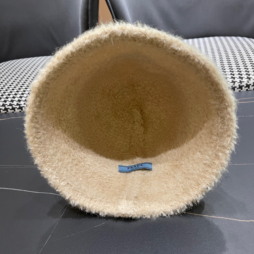 Prada普拉达帽檐针织渔夫帽女秋冬毛绒保暖百搭水桶帽韩版休闲气质盆帽潮