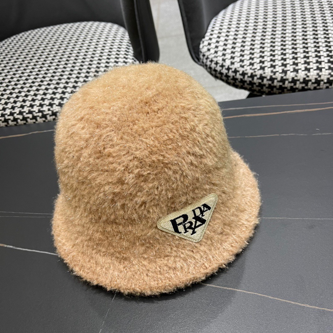 Prada普拉达帽檐针织渔夫帽女秋冬毛绒保暖百搭水桶帽韩版休闲气质盆帽潮