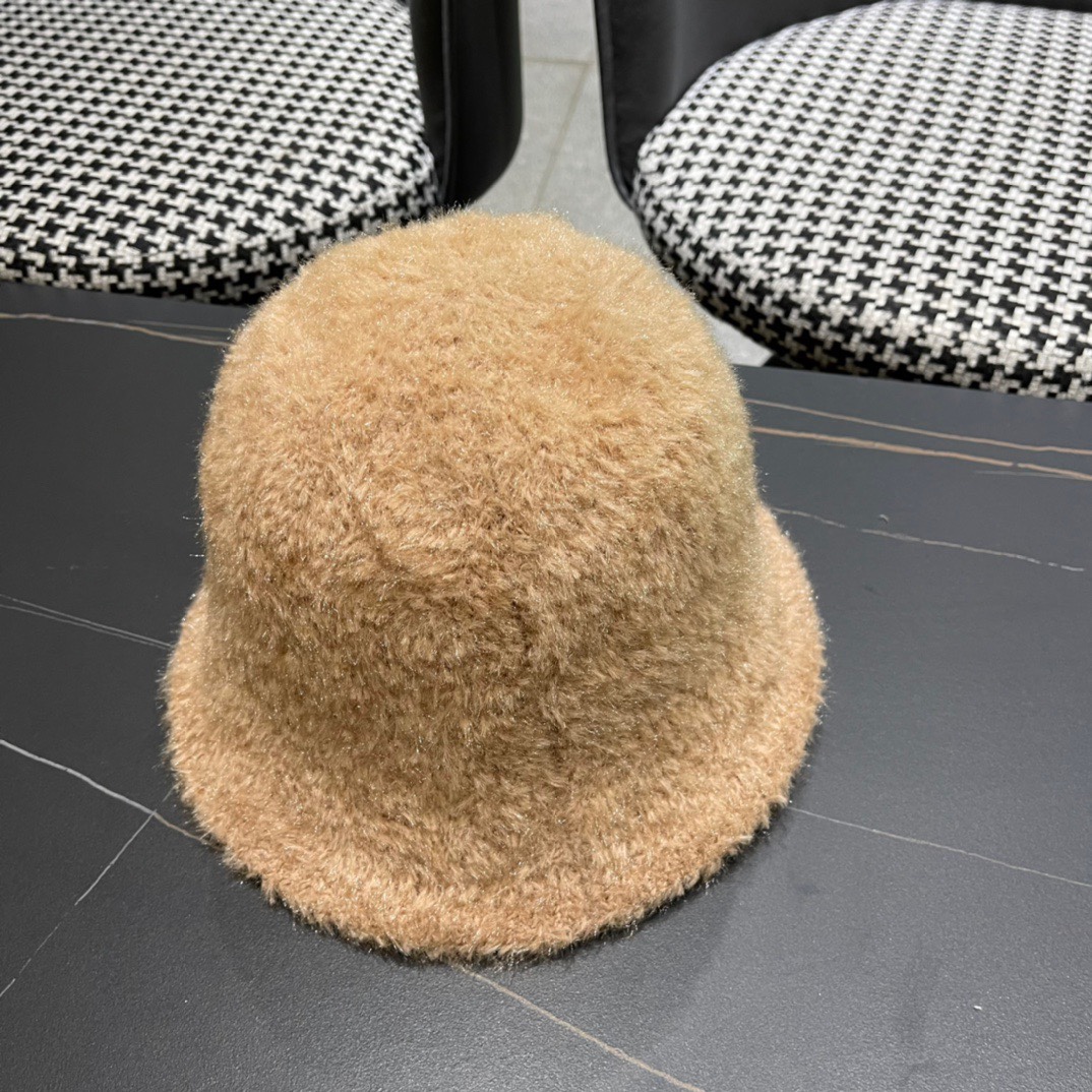 Prada普拉达帽檐针织渔夫帽女秋冬毛绒保暖百搭水桶帽韩版休闲气质盆帽潮