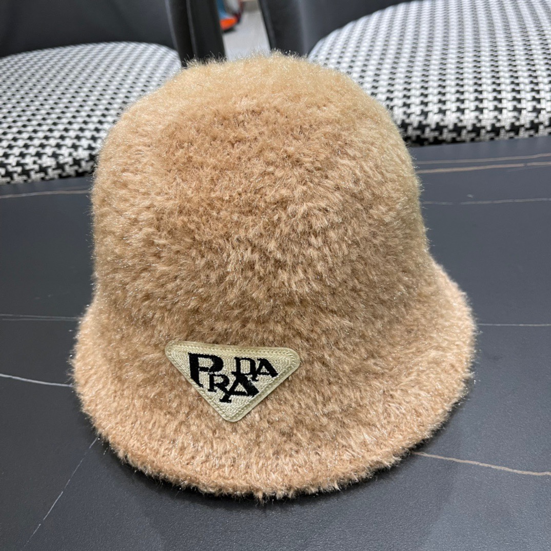 Prada普拉达帽檐针织渔夫帽女秋冬毛绒保暖百搭水桶帽韩版休闲气质盆帽潮