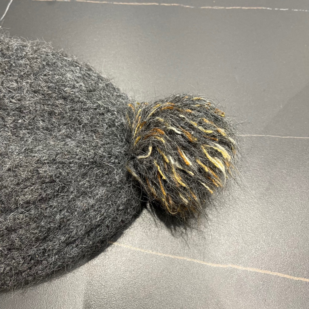  迪奥Dior〽️兔毛毛线帽女秋冬韩版百搭日系保暖针织帽ins潮牌加厚护耳冷帽子